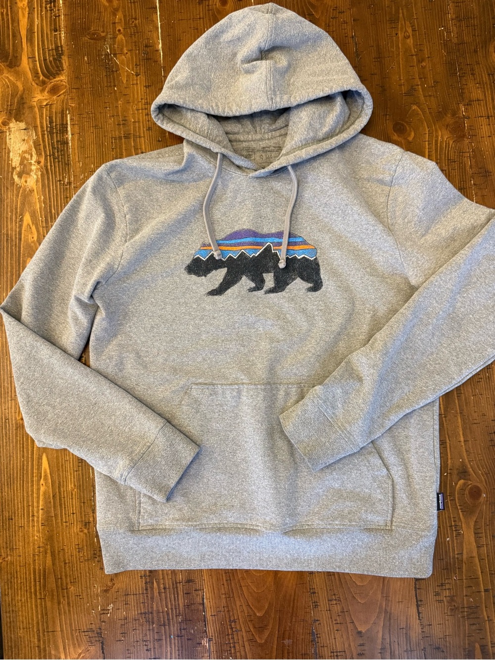 Patagonia Uprisal Hoody Hooded Sweatshirt Gray with Printed Bear Logo Sz M